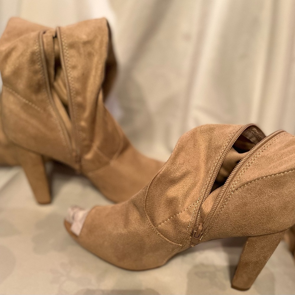 Fashion Nova “Call on me Peep” toe knee boots